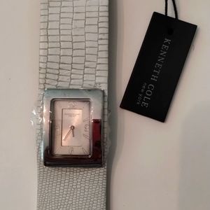 Kenneth Cole White Leather Wrist Watch
